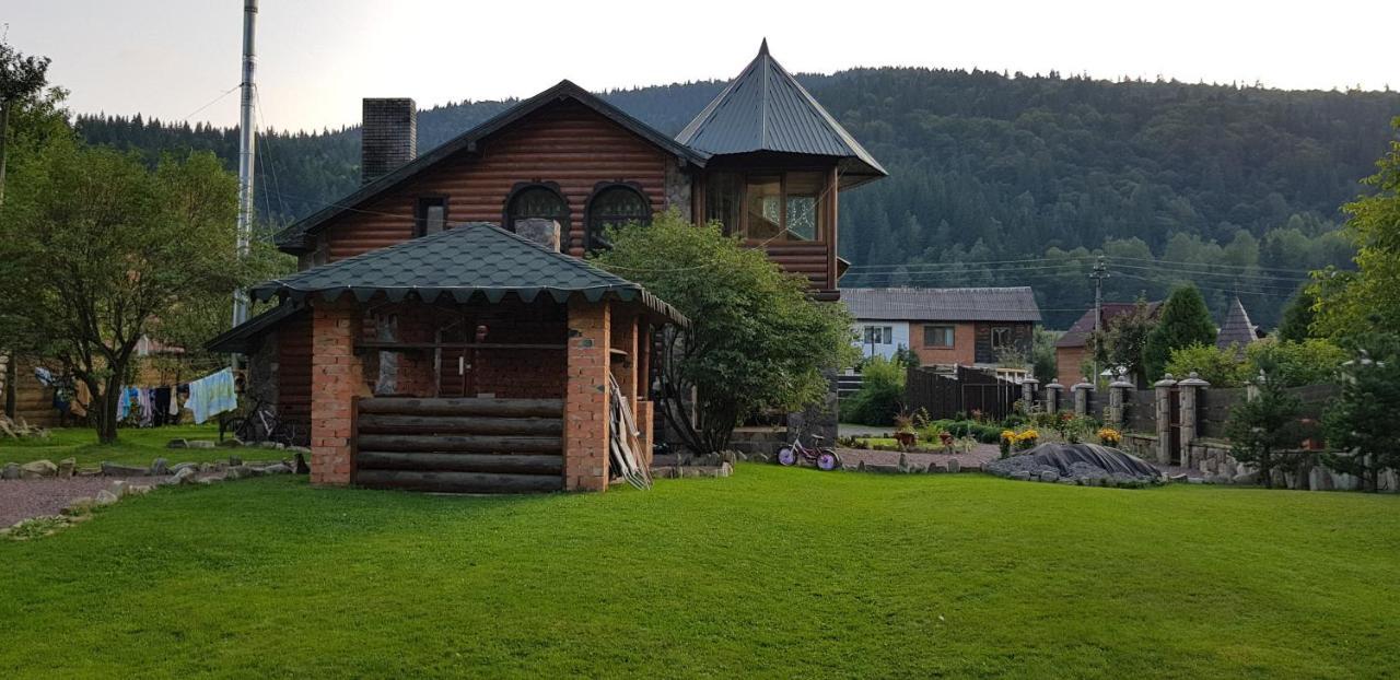 Complex "Shum Lisu" Apartment Татарив Екстериор снимка