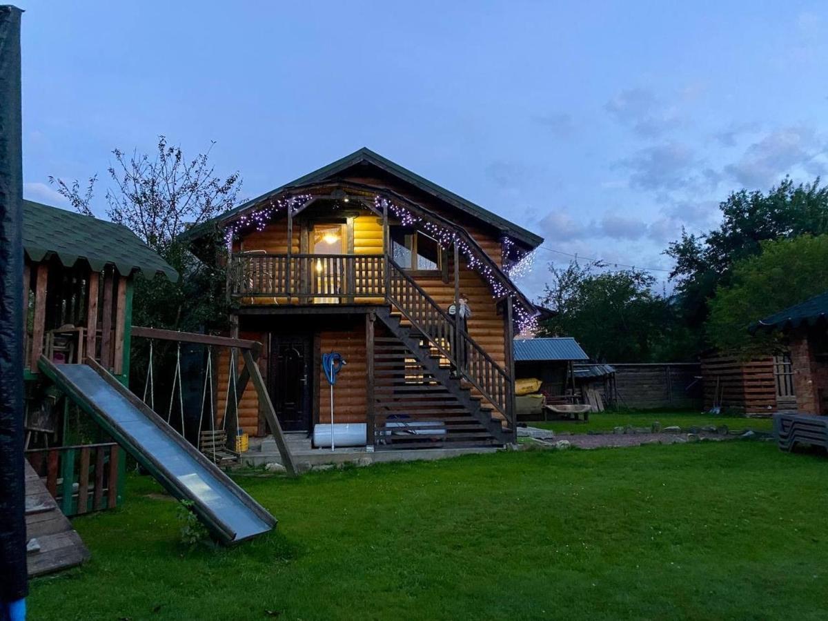 Complex "Shum Lisu" Apartment Татарив Екстериор снимка
