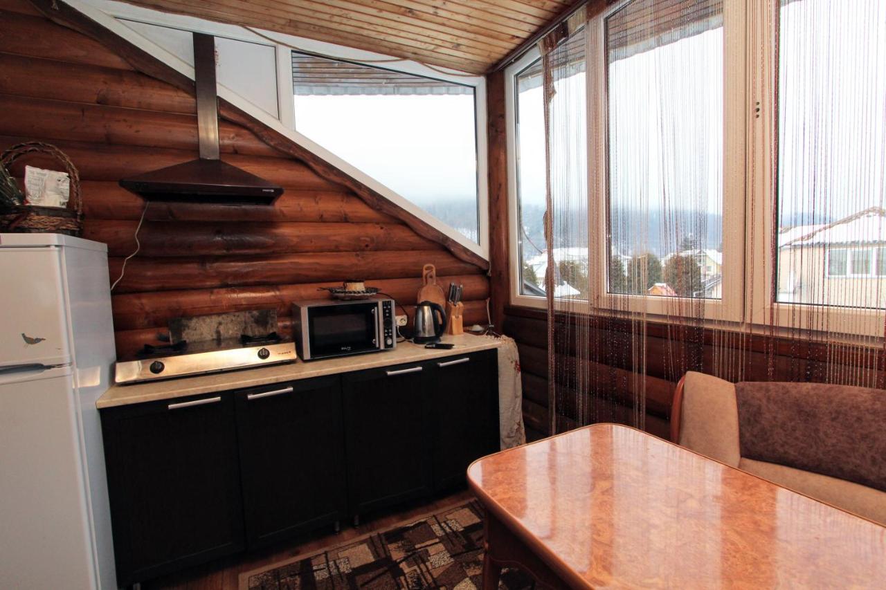 Complex "Shum Lisu" Apartment Татарив Екстериор снимка