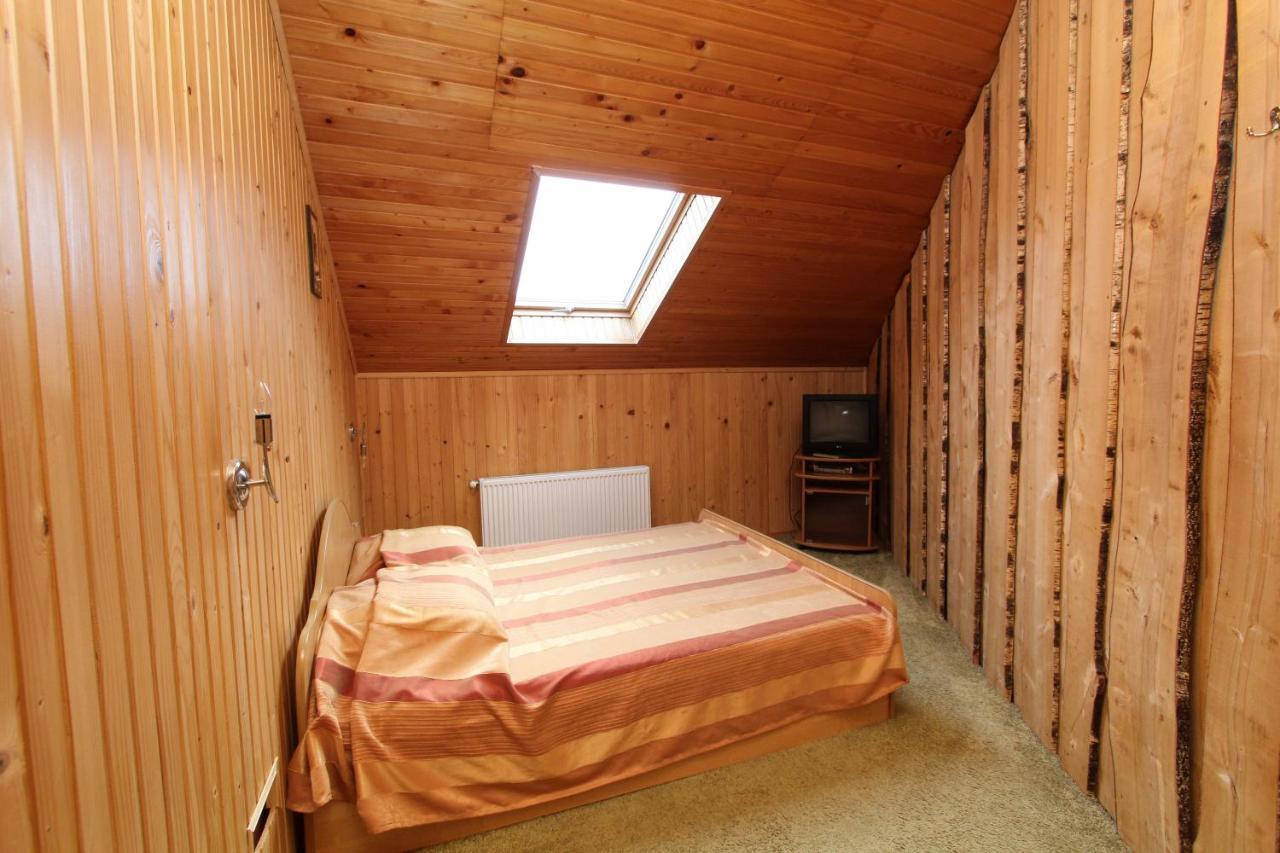 Complex "Shum Lisu" Apartment Татарив Екстериор снимка