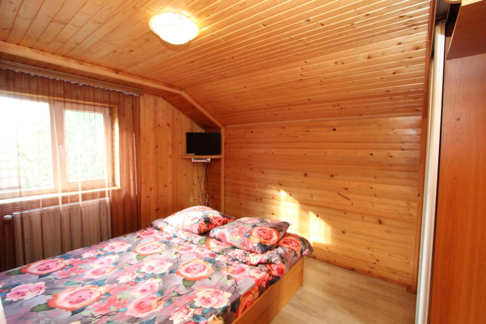 Complex "Shum Lisu" Apartment Татарив Екстериор снимка